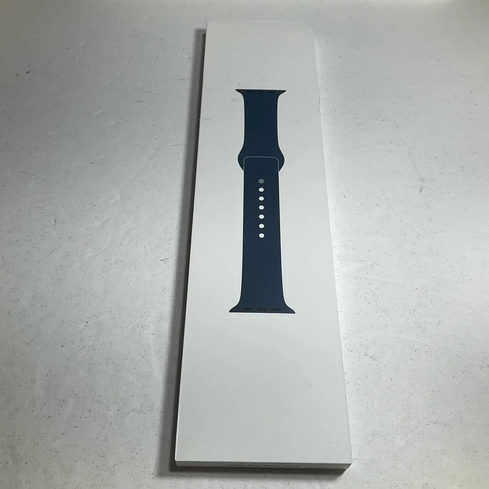 Apple genuine unisex watch band. Midnight sports band Size 41 mm. NWT